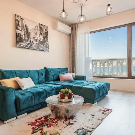 Azur Del Mar Seaview شقة